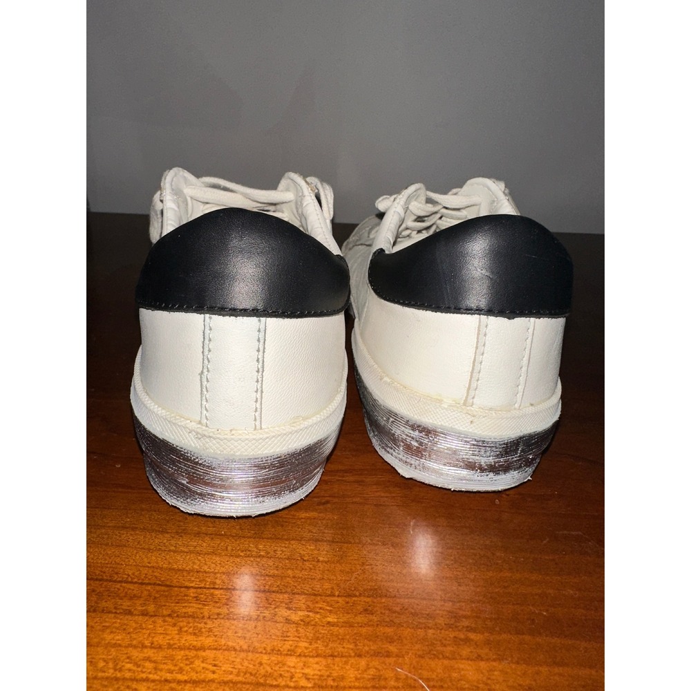 Dolce Vita Zina Plush Womens Size 8 White Black Silver Casual Sneakers Shoes - Picture 2 of 5